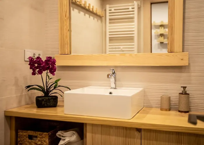 Nirvana Sierra Nevada